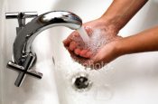 istockphoto_4374215-washing-hands